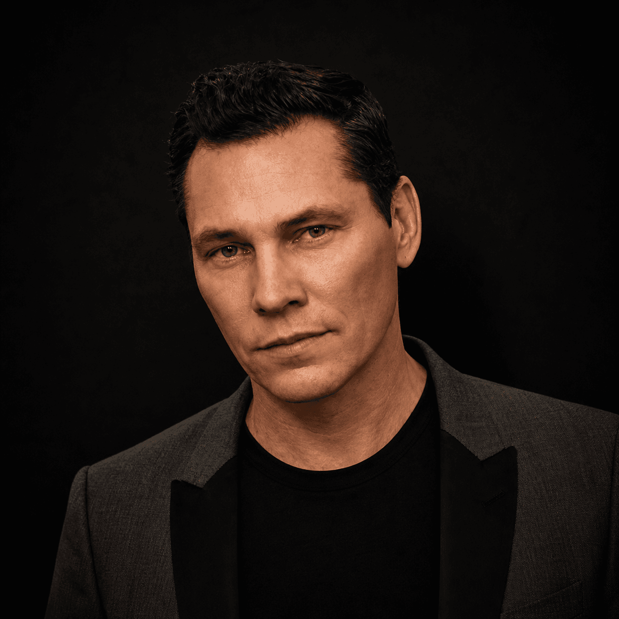 Tiësto booking profile