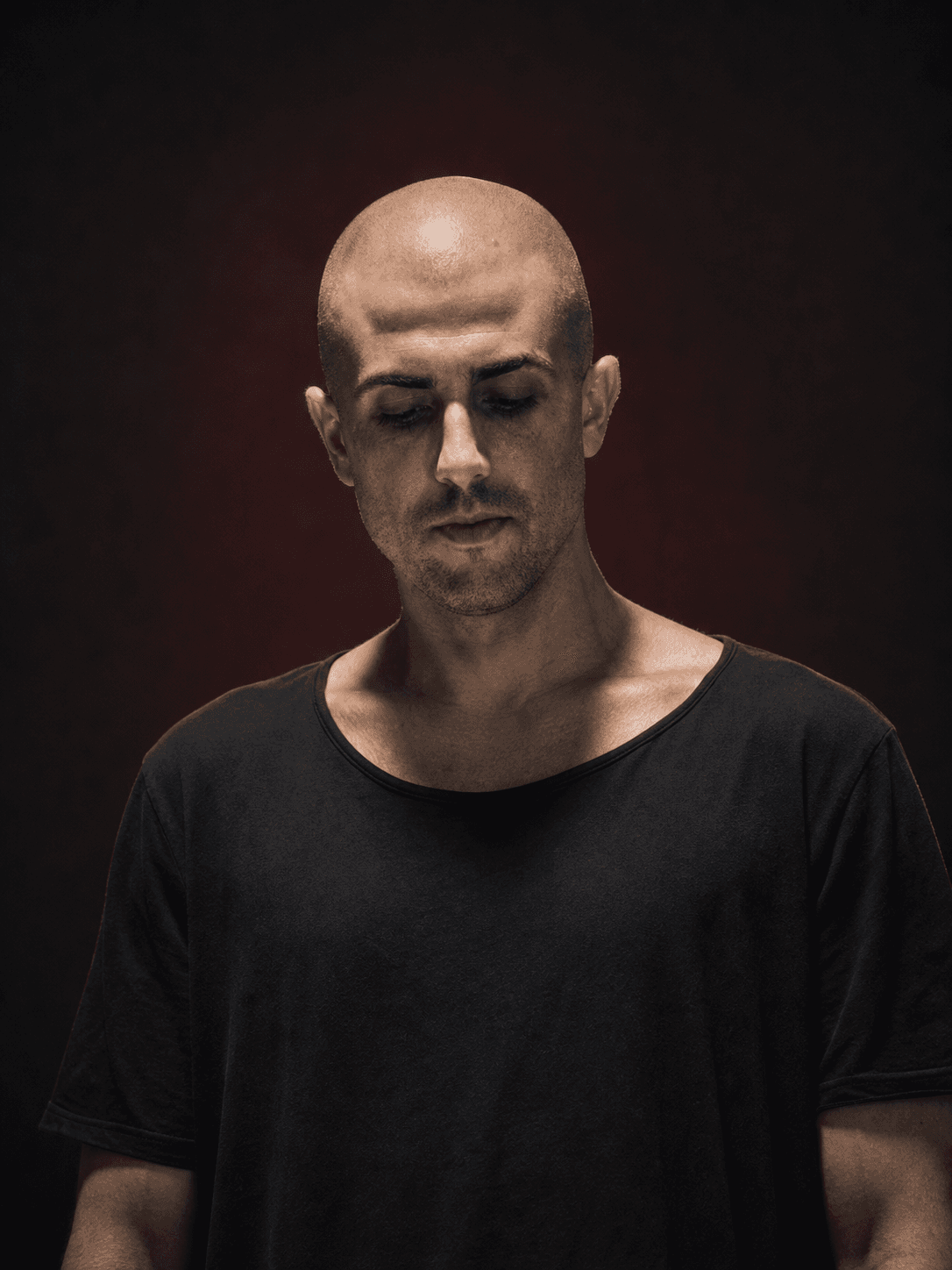 Dennis Cruz booking profile