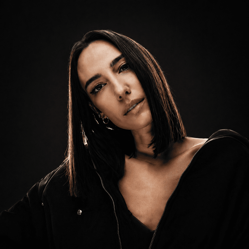 Amelie Lens booking profile